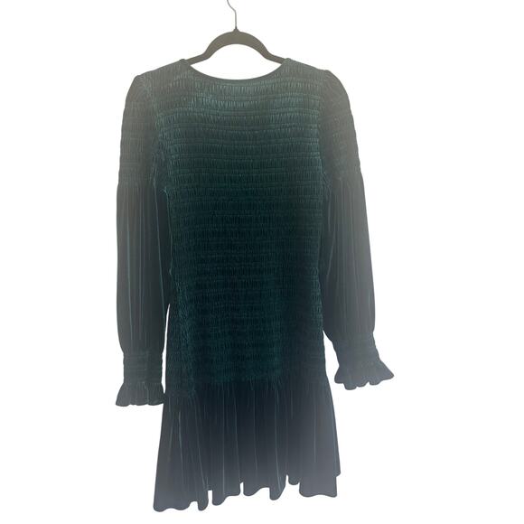 Gianni Bini Women's Smocked Velvet Mini Dress M Long Sleeve Ruffle Hem Green - Picture 11 of 13